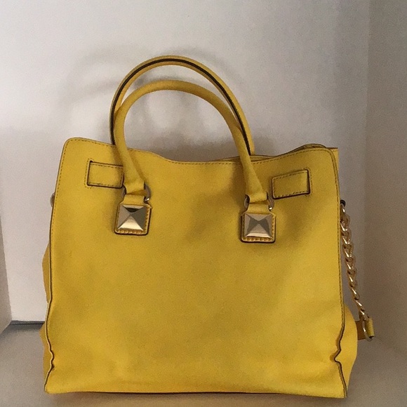 ๐ฅ๐ฅ MICHAEL KORS ๐ฅ๐ฅ.          PYRAMID HAMILTON STUD - Picture 2 of 7